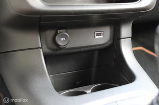 Citroën C3 Citroen C3 1.2 PureTech S&S Shine, Stoel verwarming, Pdc + camera, App connect, Cruise, Half leder, Donkerglas, Clima, Navi. - afbeelding nr 34