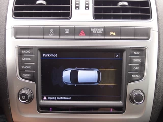Volkswagen Polo Volkswagen Polo 1.0 BlueMotion Edition AUTOMAAT / NAVI / AIRCO / CRUISE / PDC / BLUETOOTH / NL-AUTO - afbeelding nr 10