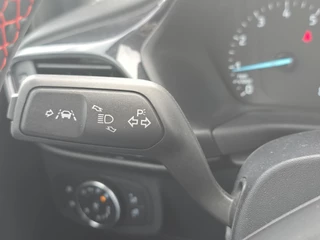 Ford Fiesta Ford Fiesta 1.0 EcoBoost Hybrid ST-Line X 125pk Trekhaak | Panorama dak / Open dak | Winterpack | Apple Carplay | Achteruitrijcamera - afbeelding nr 18