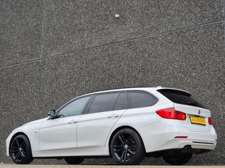 BMW 3 Serie BMW 328i Touring Sport Line/Leer/Grote Navi/245 PK/18''/Vol! - afbeelding nr 10