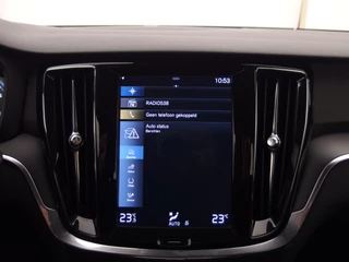 Volvo V60 CARPLAY / DAB+ / ACC / DODEHOEK / NAVI / CLIMA / PDC / BLUETOOTH / NL-AUTO - afbeelding nr 24