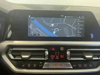 BMW 3 Serie BMW 3-serie Touring 330e 292PK Sportline Aut-8 Leder Vernasca Ambiente Verlichting Trekhaak PDC VA Navi Cruise Control Live cockpit Plus - afbeelding nr 20