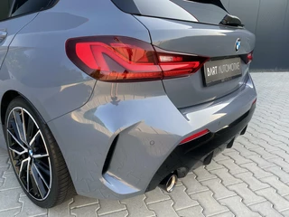 BMW 1 Serie BMW 1-serie 118i High Executive M pakket|Pano|Kuipstoelen - afbeelding nr 41