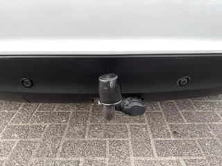 Ford Fiesta Ford Fiesta 1.0 EcoBoost Titanium NAVIGATIE|TREKHAAK|WINTER PAKKET|BLUETOOTH|LED|PARKEERSENSOREN|SFEERVERLICHTING - afbeelding nr 20