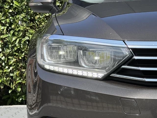 Volkswagen Passat Volkswagen Passat Variant 1.8 TSI HIGHLINE FACELIFT, PANO, NAVI, CRUISE, LEDER/ALCANTARA, ECC-AIRCO, DIGITAL, KEYLESS, ERGO-COMFORT, LICHTMETAAL 17