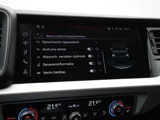 Audi A1 Sportback Audi A1 Sportback 25 TFSI 95 pk S-Tronic S line S Edition Sportstoelen 18'' Velgen Navigatie 47 - afbeelding nr 28
