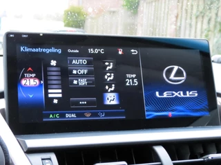 Lexus NX Lexus NX 300h| GROOT SCHERM | APPLE CARPLAY | TREKHAAK | CAMERA | DEALER ONDERHOUDEN | ORIGINEEL NEDERLANDS | - afbeelding nr 14