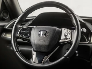 Honda Civic Automaat (APPLE CARPLAY, NAVIGATIE, CLIMATE, CAMERA, ADAPTIVE CRUISE, SPORTSTOELEN, STOELVERWARMING, KEYLESS, ZWART HEMEL, NIEUWSTAAT) - afbeelding nr 17