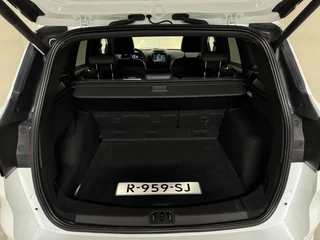 Ford Kuga Ford Kuga 1.5 EcoBoost ST Line Winterpakket Navi Cruise Trekh. - afbeelding nr 45