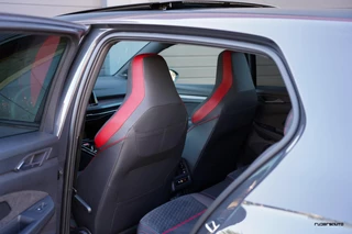 Volkswagen Golf Volkswagen Golf 8 GTI Clubsport | Pano | HK | Matrix IQ | Alcantara | ACC | Rijdersauto Edition | Urano Grijs - afbeelding nr 48