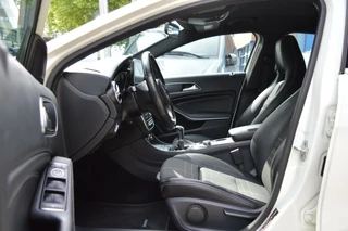 Mercedes-Benz A-Klasse Mercedes A-klasse 160 Ambition AMG Styling/Carplay/Pdc/Mooi! - afbeelding nr 9