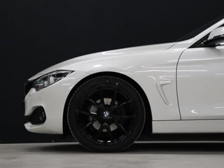 BMW 4 Serie [CARPLAY, PDC V+A, ELEK.. ACHTERKLEP, HARMAN KARDON AUDIOINSTALLATIE, STUUR EN STOELVERWARMING,  TREKHAAK, VOL LEDER, NAVIGATIE, NIEUWSTAAT] - afbeelding nr 27