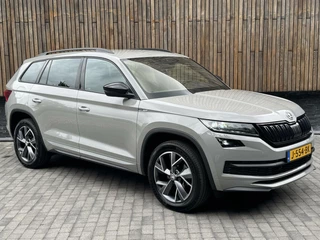 Škoda Kodiaq Skoda Kodiaq 1.5 TSI Sportline Automaat | Trekhaak uitklapbaar | Grootscherm navigatiesysteem | Stoelverwarming | Adaptieve cruise control | Dode hoek detectie | Canton HiFi | LED | Achteruitrijcamera | Parkeersensoren voor en achter - afbeelding nr 39