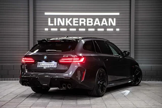 BMW M5 BMW 5-serie Touring M5 V8 Hybrid | Direct leverbaar | Pano | B&W | M Drive | - afbeelding nr 3