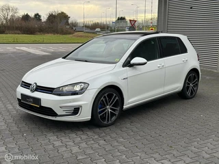 Volkswagen Golf Volkswagen Golf 1.4 TSI GTE - afbeelding nr 2