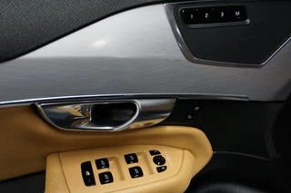 Volvo XC90 Volvo XC90 2.0 T8 TWIN ENGINE R-DESIGN PANORAMADAK - afbeelding nr 18