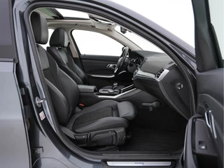 BMW 3 Serie BMW 3 Serie 320i Executive Edition Sport-Line Aut. *PANO | LEATHER-MICROFIBRE | FULL-LED | DIGI-COCKPIT | SPORT-SEATS | HIFI-SOUND | NAVI-FULLMAP | AMBIENT-LIGHT | ECC | CARPLAY | DAB | PDC | CRUISE | 17''ALU* - afbeelding nr 11