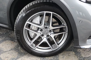 Mercedes-Benz GLC Mercedes-Benz GLC 250 4MATIC | AMG | Leer | Cruise | LED - afbeelding nr 9