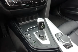 BMW 3 Serie BMW 3 Serie 318I M SPORT CORPORATE LEASE Trekhaak (All-in prijs) - afbeelding nr 33
