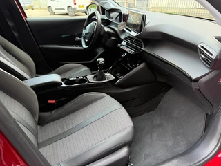 Peugeot 208 Peugeot 208 1.2 PureTech Blue Lease Allure NAVI | CARPLAY | CAMERA | 1STE EIGENAAR | PDC | BTW | NWE APK - afbeelding nr 15