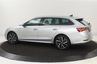 Škoda Octavia Skoda Octavia 1.4 TSI iV PHEV Business Edition | Camera |  Carplay | Navigatie | Full LED | Sfeerverlichting | Parkeerhulp | Climate control - afbeelding nr 2