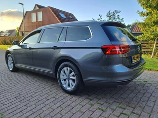 Volkswagen Passat Volkswagen Passat Variant 1.6 TDI Business Edition +Carplay - afbeelding nr 7