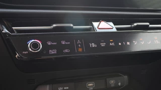 Kia Niro Kia Niro 1.6 GDi PHEV Spirit // Mineral Blue - Complete uitvoering - Harman Kardon - Remote Parking Assist - HUD - Camera - Leder - Navi. - Stoelverwarming - afbeelding nr 26