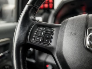 Dodge Ram 1500 402Pk Automaat (NAVIGATIE, CLIMATE, STUUR/STOELVERWARMING, CAMERA, LEDEREN SPORTSTOELEN, GETINT GLAS, TREKHAAK, CRUISE, BLUETOOTH, NIEUWSTAAT) - afbeelding nr 21