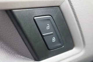 Volkswagen Crafter Volkswagen Crafter 2.0 TDI 140pk L3 H2 Automaat Navigatie Camera Led - afbeelding nr 25