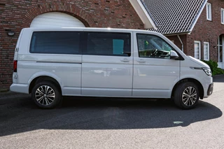Volkswagen Transporter Volkswagen Transporter 2.0 TDI L2H1 32 DC Caravelle T6.1 150 PK DSG DUB/CAB - afbeelding nr 2