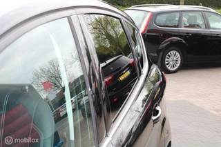 Ford C-MAX Ford C-Max 1.0 Edition Plus|125Pk|Navi|Dealerauto|Boekjes - afbeelding nr 33