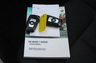 BMW 1 Serie BMW 1-serie 118i Centennial Executive|Trekhaak|Clima|Navi|PDC v+a|19