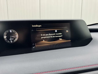 Lexus UX Lexus UX 250h F Sport Line|NL-Auto|Navi|LED|Apple CarPlay - afbeelding nr 25