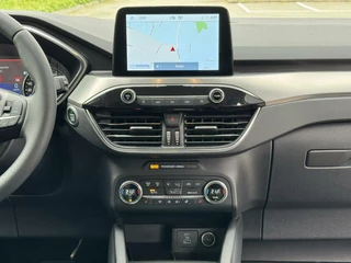 Ford Kuga Ford Kuga 2.5 PHEV 165kW Titanium X e-CVT - afbeelding nr 27