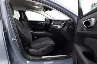 Volvo V60 Volvo V60 2.0 B4 Core | Full LED | NAVI | ECC - afbeelding nr 6