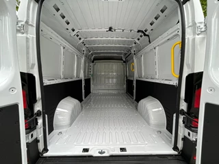 Fiat E-Ducato Fiat E-Ducato 4.25t L3H2 Heavy 110 kWh | Achteruitrijcamera | LED koplampen | Navigatie | Reservewiel - afbeelding nr 24
