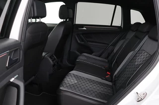 Volkswagen Tiguan Volkswagen Tiguan 1.5 TSI R-Line | Panoramadak | 360 camera | Trekhaak | Full LED | Stoelverwarming | Carplay | Harman-Kardon | Adaptive cruise | Navigatie - afbeelding nr 7
