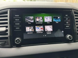 Škoda Karoq Skoda Karoq 1.5 TSI Sportline Automaat | Panoramadak | LED | Stoelverwarming | Adaptieve cruise control | Dode hoek detectie | Trekhaak uitklapbaar | Canton HiFi | Elektrisch bedienbare achterklep | Parkeersensoren voor en achter | Achteruitrijcamera - afbeelding nr 30