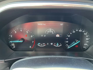 Ford Focus Ford Focus Wagon 1.0 EcoBoost Hybrid Active 125PK Winterpack Adaptieve Cruise SYNC4 Navi Camera Climate Privacy Glass *Compleet* - afbeelding nr 4