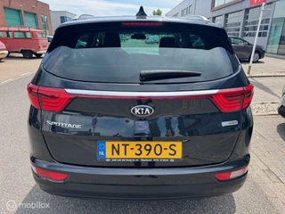 Kia Sportage Kia Sportage 1.6 GDI DynamicLine  , Navigatie , Achteruit rij Camera / Climate - & Cruise Controle / Volledig onderhouden - afbeelding nr 4