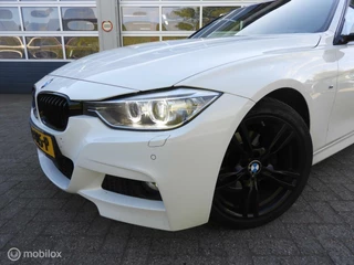 BMW 3 Serie BMW 3-serie Touring 320d M Sport Edition - afbeelding nr 2