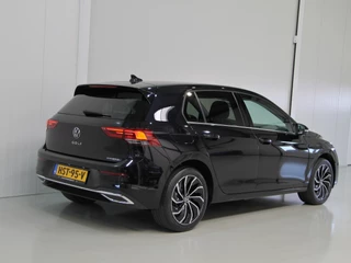 Volkswagen Golf Volkswagen Golf 1.4 eHybrid 204pk Style | acc | Lane | Ergo comfort stoel - afbeelding nr 2