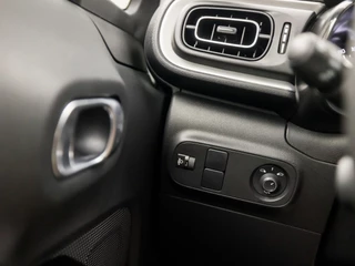 Citroën C3 Citroën C3 1.2 PureTech C-Series Automaat (APPLE CARPLAY, GROOT NAVI, CRUISE, PARKEERSENSOREN, SPORTSTOELEN, LANE ASSIST, LED KOPLAMPEN, NIEUWSTAAT) - afbeelding nr 23