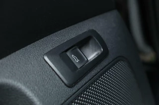 Škoda Karoq Skoda Karoq 1.5 TSI / 150 PK / DSG / Sportline / Black Edition / Panorama / Virtual Cockpit / Camera / Cruise Control / Trekhaak / 18