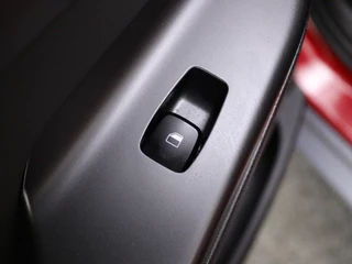 Hyundai Kona Hyundai Kona 1.0 T-GDI Premium | Achteruitrijcamera | Leder | Parkeer sensore - afbeelding nr 16