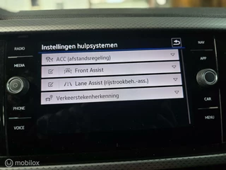 Volkswagen T-Cross Volkswagen T-Cross 1.0 TSI R-Line/ Dsg/ Virtual Cocpit/ ACC - afbeelding nr 26