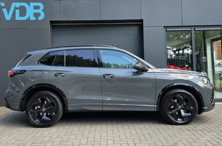 Volkswagen Tiguan Volkswagen Tiguan 1.5 eTSI R-Line BLACKSTYLE DELFIN PANO 360 - afbeelding nr 7