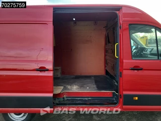 Volkswagen Crafter Volkswagen Crafter 177pk L3H3 3,5t Trekhaak Navi Camera Parkeersensoren Airco Cruise L2H2 11m3 Airco Trekhaak Cruise control - afbeelding nr 8