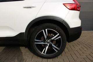 Volvo XC40 Volvo XC40 1.5 T5 Recharge R-Design - Semi elektrische trekhaak - Dealer onderhouden - Adaptieve cruise control incl. BLIS - Stoel en stuurwielverwarming - Harman Kardon - Sfeerverlichting - Standkachel met timer - - afbeelding nr 17