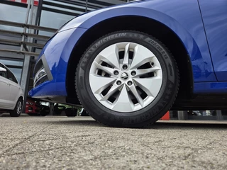 Škoda Octavia Škoda Octavia Combi 1.0 TSI Bns Edition - afbeelding nr 10